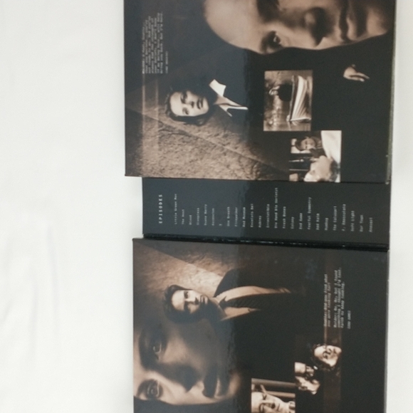 The X Files Complete 2nd Season DVD Box Set. Complete Excellent Condition! - Picture 4 of 7
